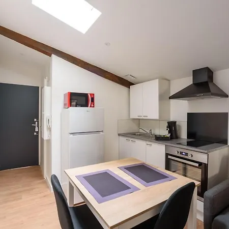 L'oleronais - Centre-ville - Arrivee Autonome Apartment